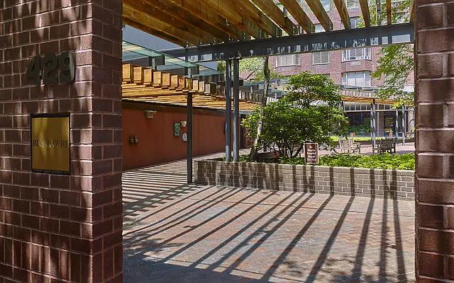 Rented by Perlbinder Realty | media 33