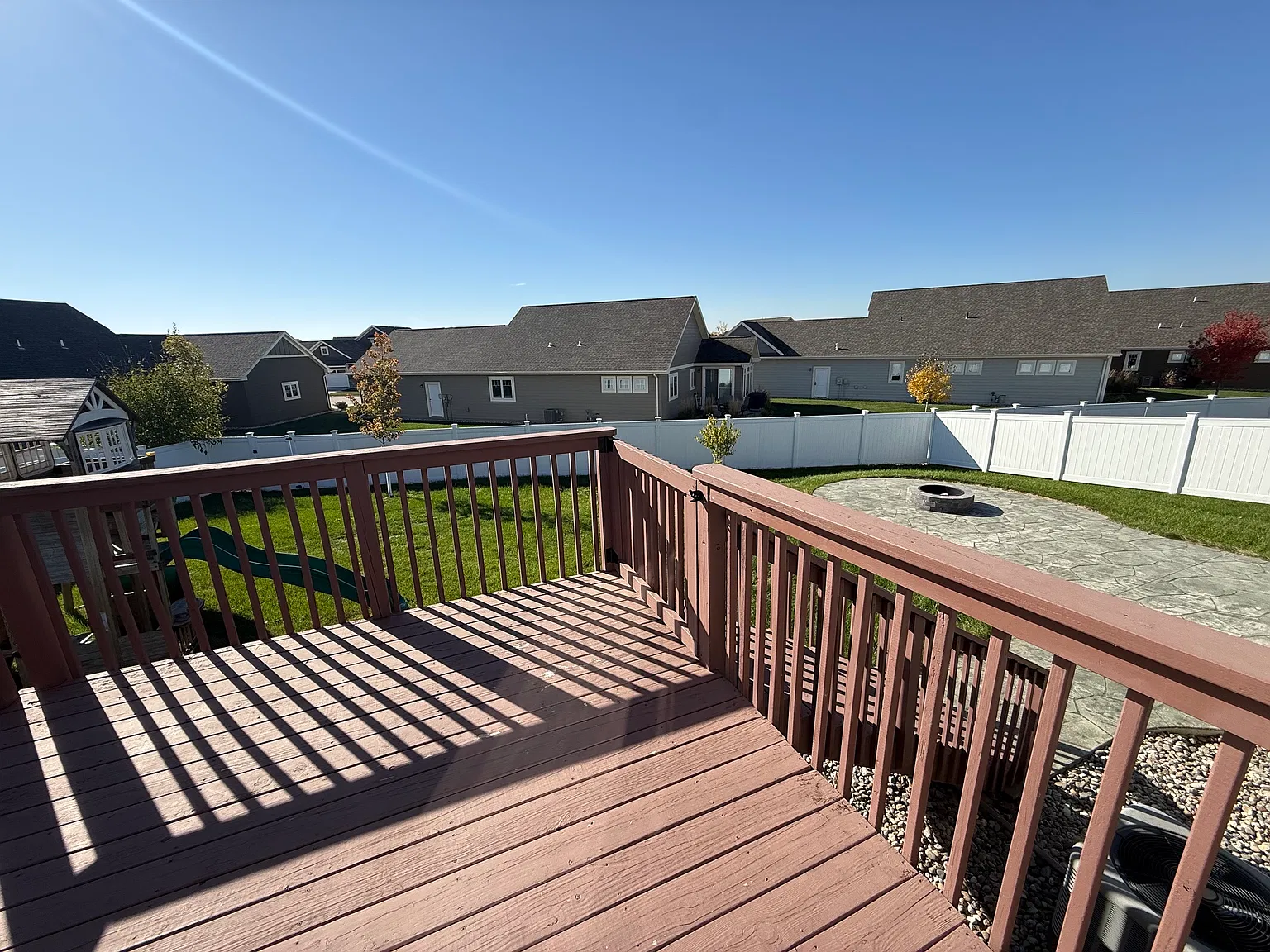 5 bed, 2752 sqft, $2,350 — Photo 2