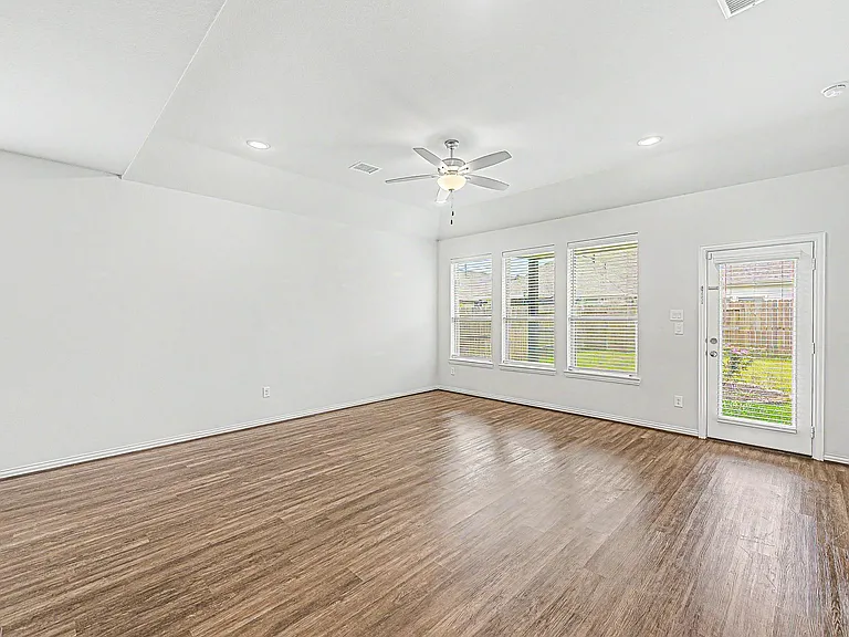 209 Cambria Green Ln — Photo 20