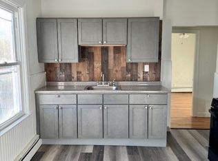 300 East Ave FLOOR 2, Pawtucket, RI 02860