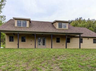 23559 E County Road 750 N, Easton, IL 62633