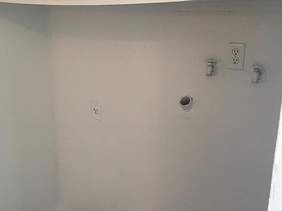 4th image of 2825 W Alamos Ave APT 101