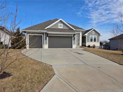 22622 W 87th Ter, Lenexa, KS, 66227