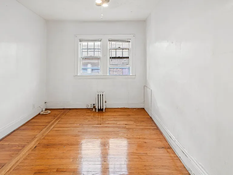 12467-12469 Cedar Rd — Photo 19