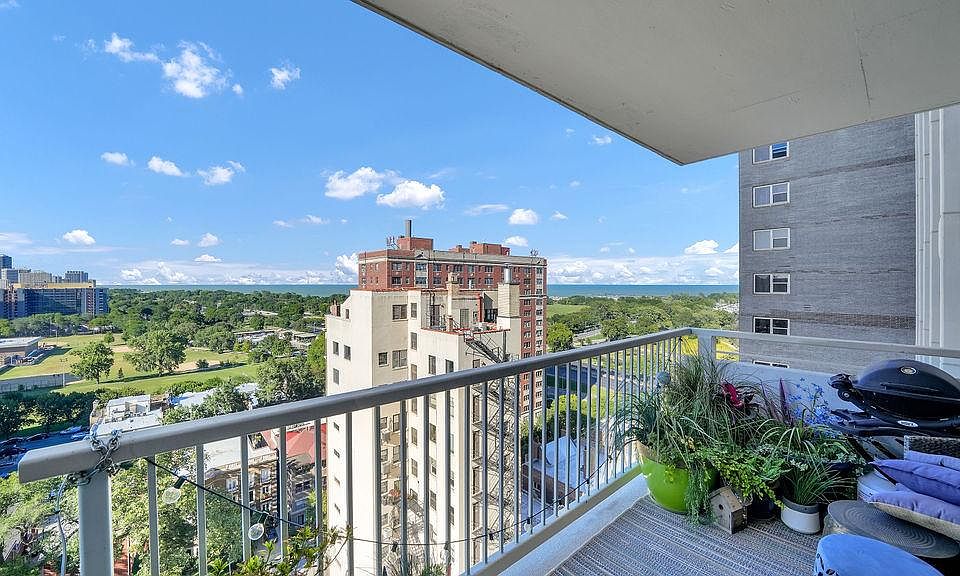 1st image of 4250 N Marine Dr APT 1736