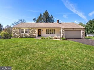 1104 Almshouse Rd, Ivyland, PA 18974