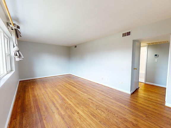 4th image of 6186 Greenwood Dr APT 201