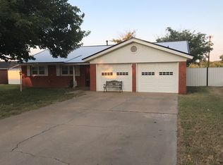 502 SW 19th St, Seminole, TX 79360