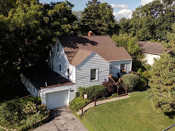 3rd image of 3102 Glenn St