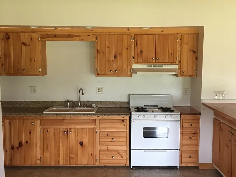 533 County Road 1600 N #11 — Photo 7