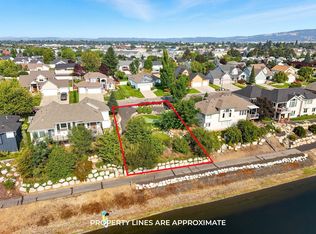 527 S Shelley Lake Ln, Veradale, WA 99037