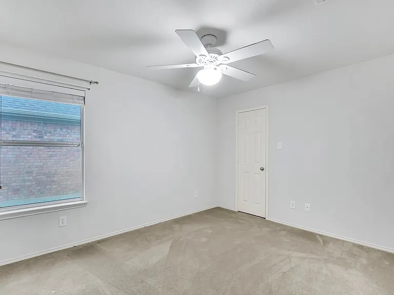 12618 Red Hawk Dr — Photo 12