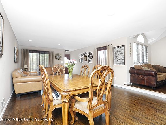 4th image of 783 Rossville Ave