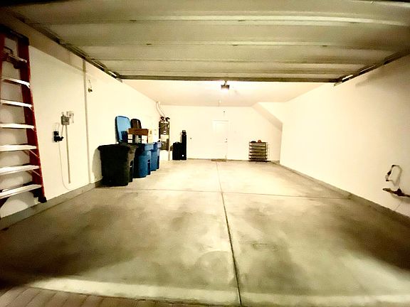 2nd image of 440 Trevinca St