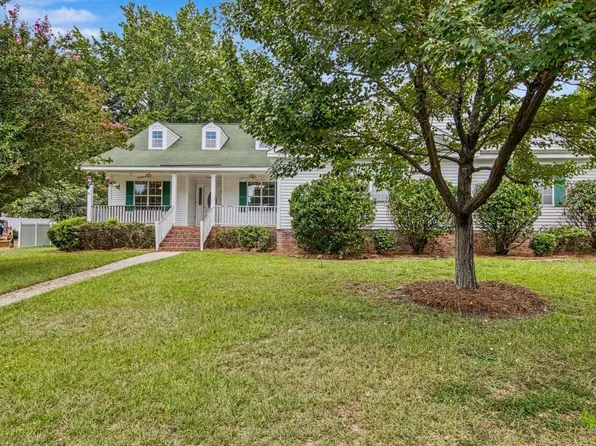 100 Fenwick Ct, Lexington, SC 29072