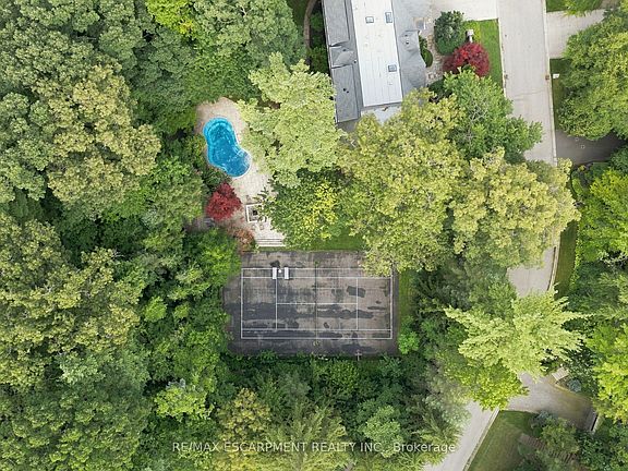 3rd image of 2035A Heartwood Ct