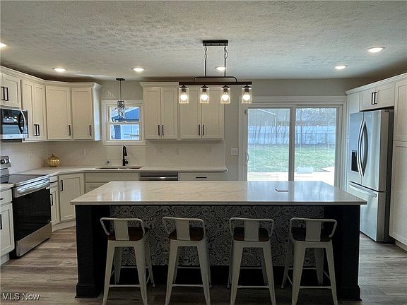 3rd image of 7606 Goldenrod Dr