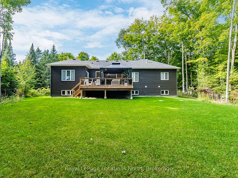 15 Pinecone Ave — Photo 43