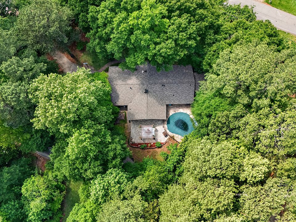 1st image of 2678 Hummingbird Dr