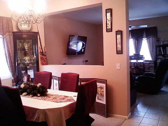 Dining room to Family Room