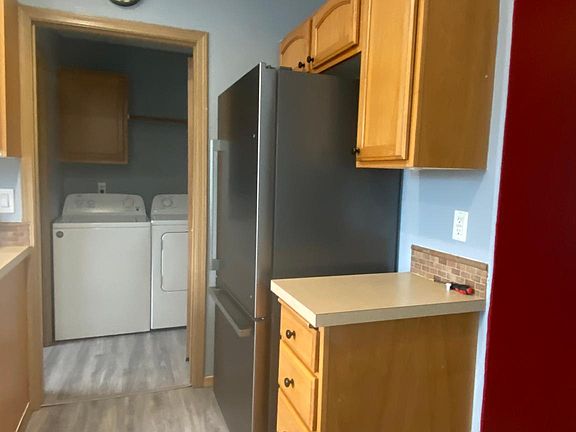 2nd image of 16016 89th Ave E