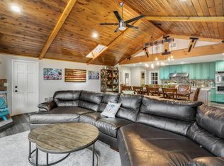 825 E Pinewood Blvd, Munds Park, AZ 86017