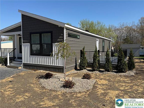 3rd image of 425 Upper Pmhe North Dr