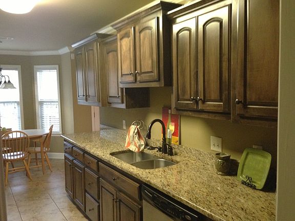 Granite/oil bronzed fixtures