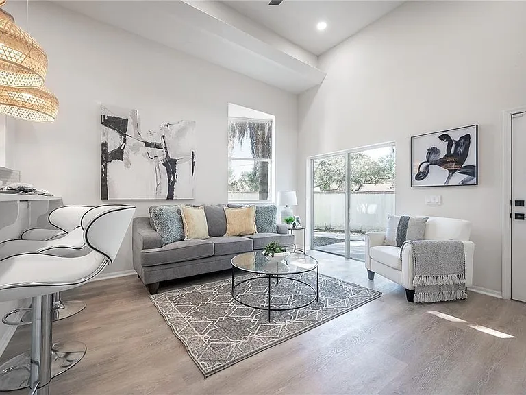 9417 Citrus Glen Pl — Photo 4