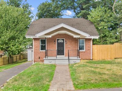 72 Hobson Avenue, Hamden, CT, 06514