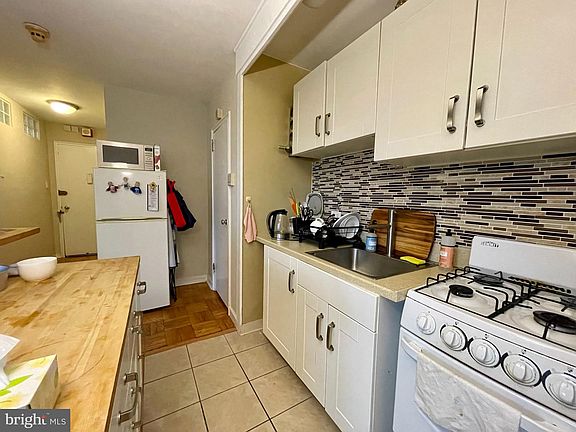 4th image of 2601 Pennsylvania Ave APT 607