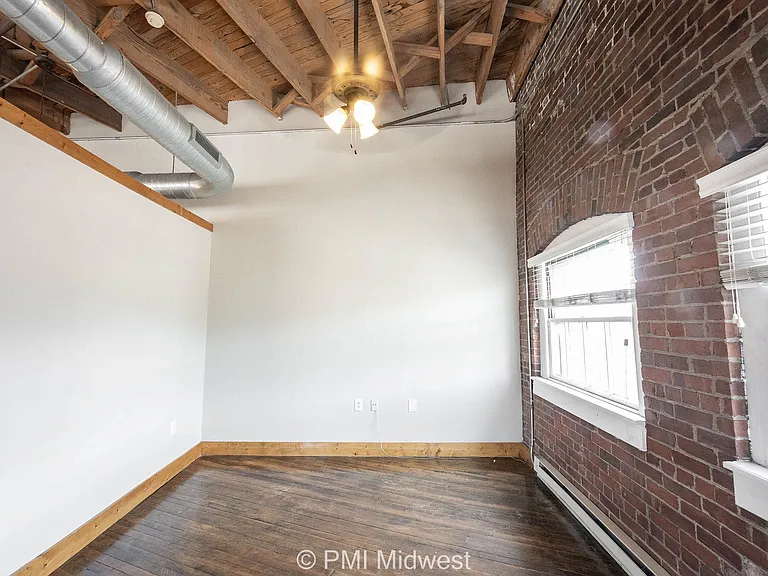 Lofts On Madison — Photo 55