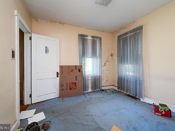 11th image of 491 Gunhart Rd