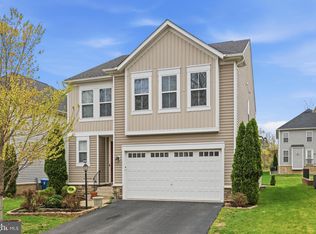 42029 Spruce Point Ct, Ashburn, VA 20148