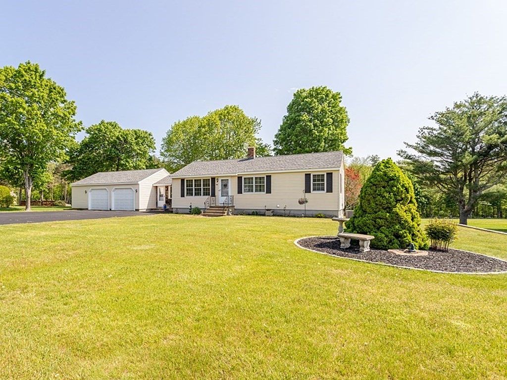 146 Chapel St, Gardner, MA 01440 Zillow