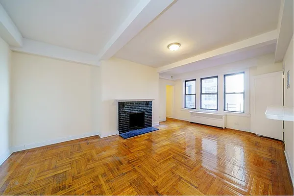 Rented by Douglas Elliman | media 10