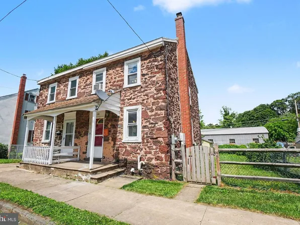 133 S Mill St, Birdsboro, PA 19508