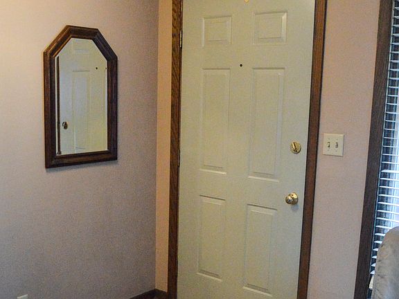 5th image of 4801 Huddersfield Ct