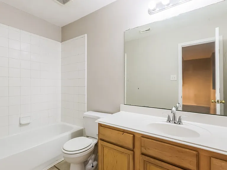 25306 Barmby Dr — Photo 16