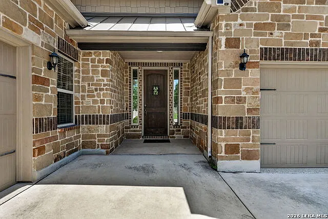 4 bed, 3.0 bath, 2564 sqft, $2,995 — Photo 4