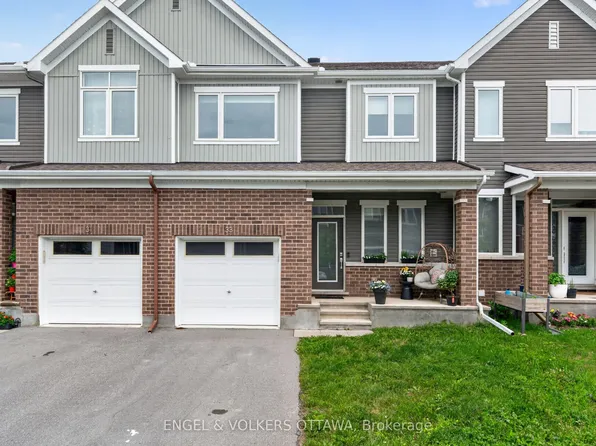 33 Focality Cres, Ottawa, ON K2J 6W7
