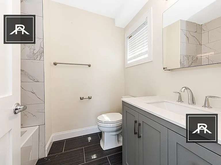 122 Jerome St — Photo 14