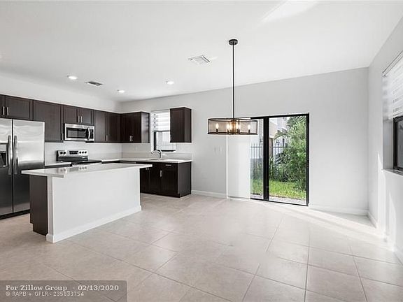 4th image of 5892 Clydesdale Ct