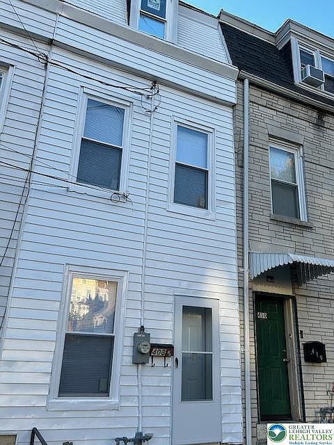 1st image of 408 1/2 N 2nd St