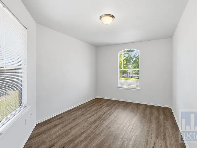 228 Pearl Lake Dr — Photo 11