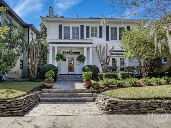 137 E 51st Street, Savannah, GA 31405