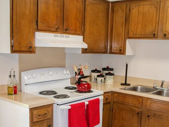 4th image of 6502 Montego Dr #G