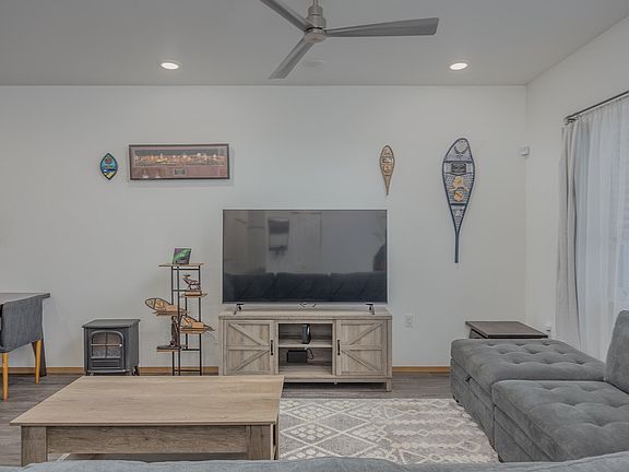 3rd image of 2682 War Eagle Ct