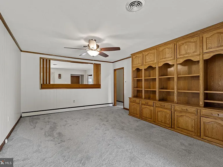 819 Mercer St — Photo 9