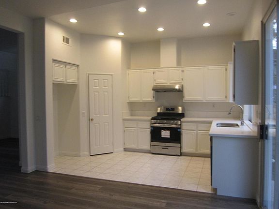 4th image of 1830 Palomino Dr
